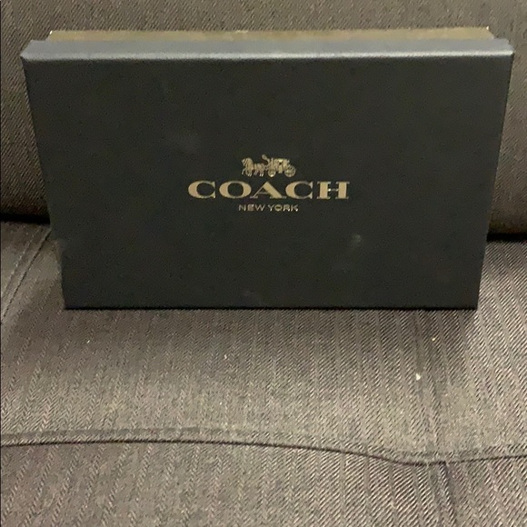 Coach wristlet - Picture 2 of 3